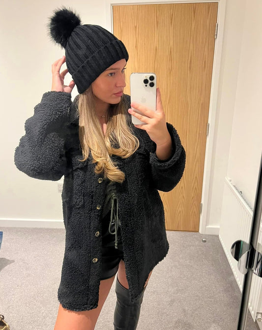 Faux fur ribbed bobble hat